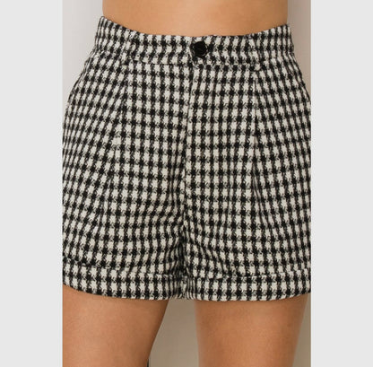 Plaid black shorts