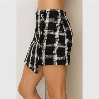 Black Plaid skirt